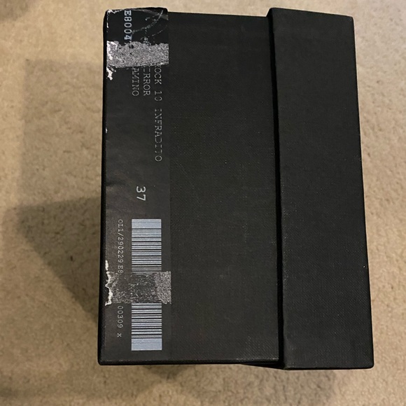 Giuseppe Zanotti 6.5 size 37 women’s sandals - Picture 6 of 6